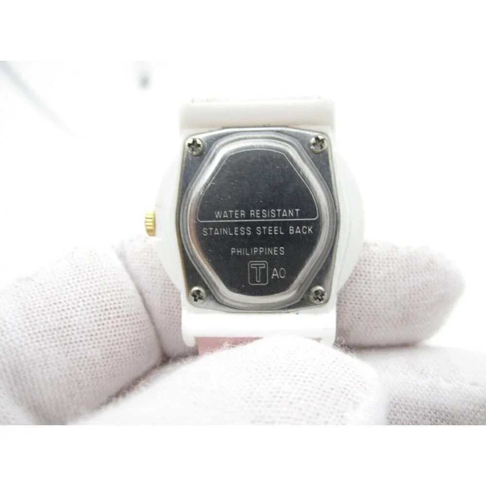 Women Quantum Quartz WR Analog 25mm Dial Causal Round Watch (F825)